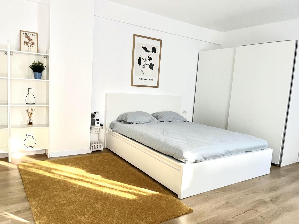 Sky Residence Airport Otopeni 12 Экстерьер фото